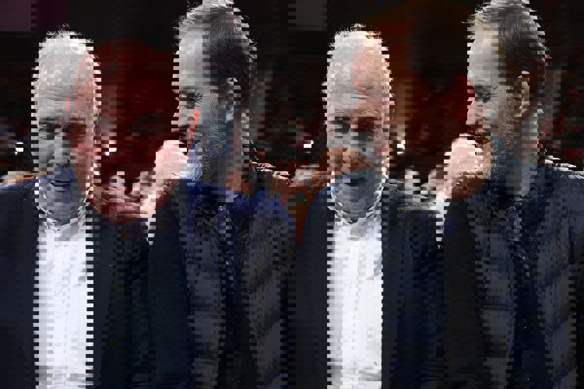 2002458