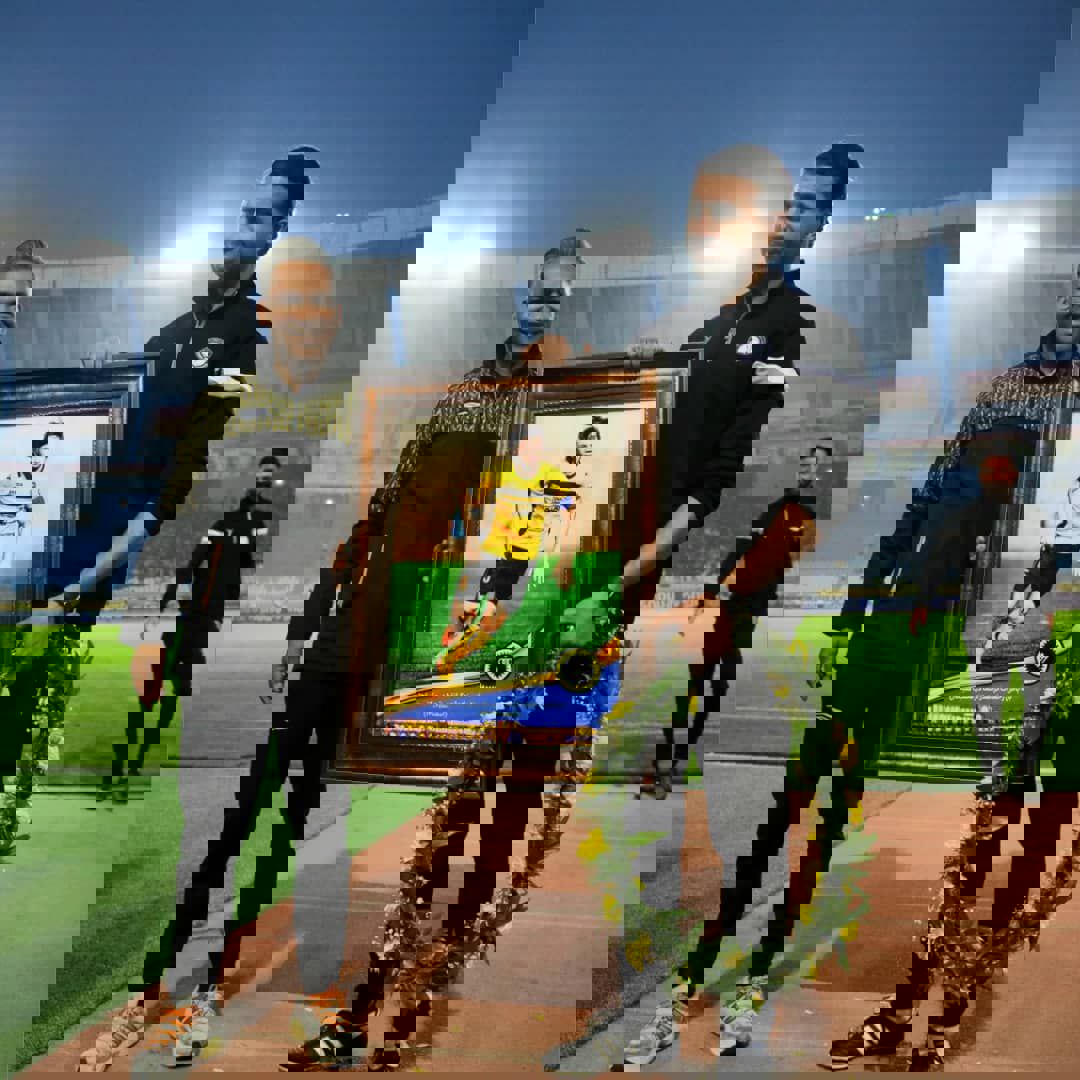 2002546