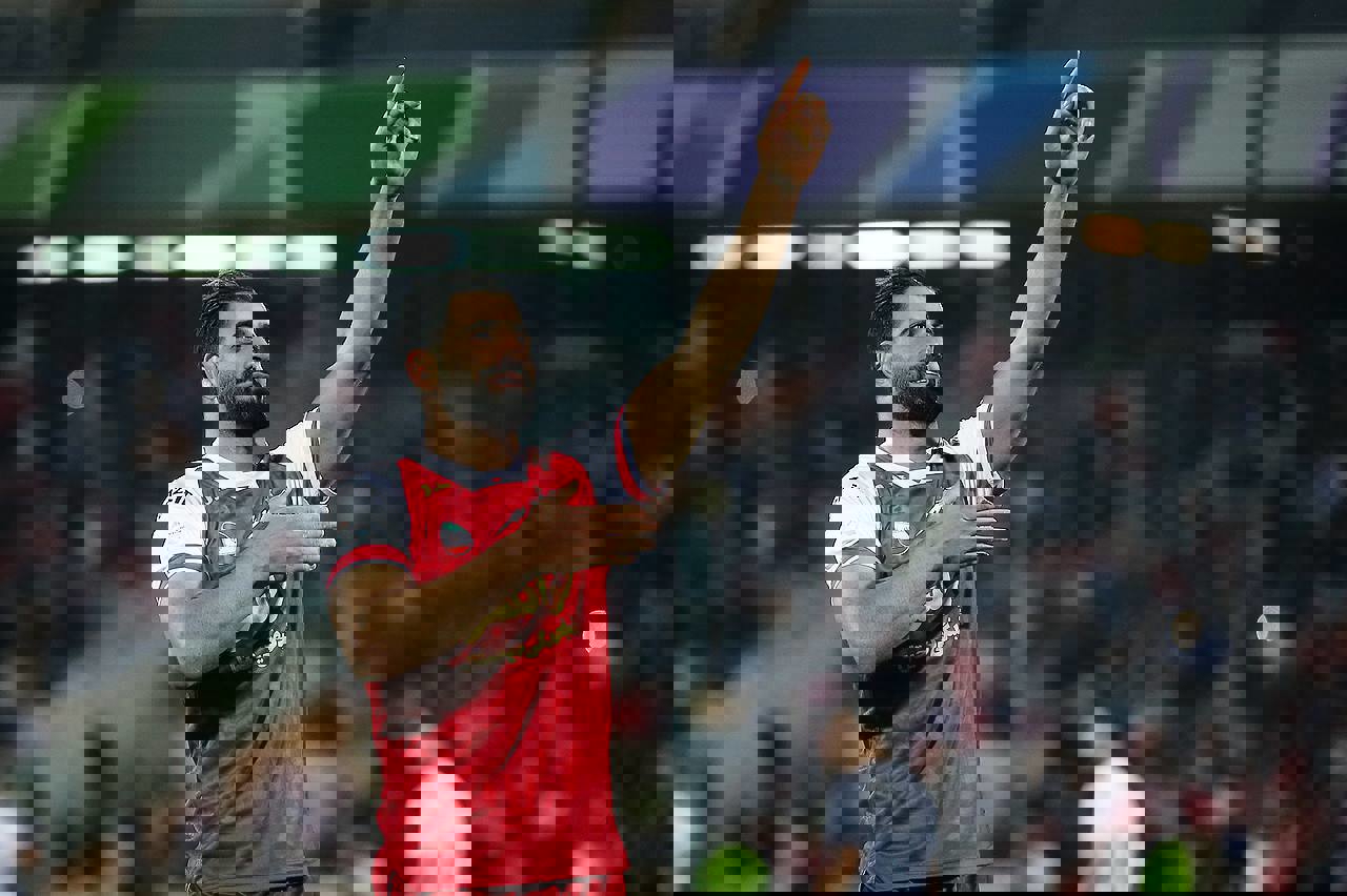 2002571
