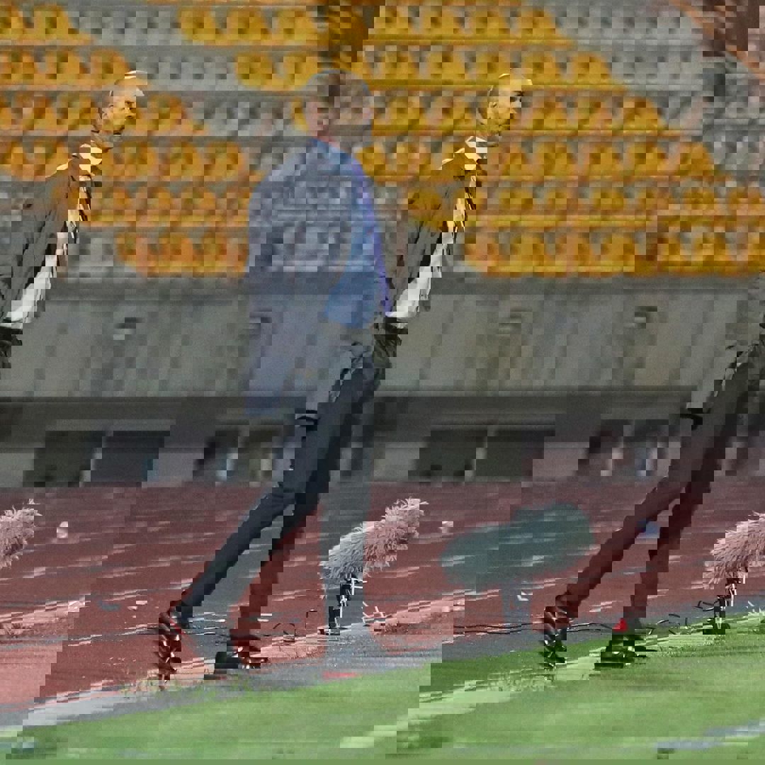 2002735