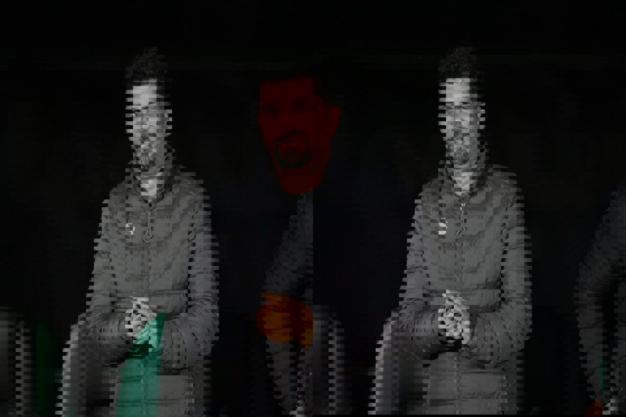 2002876