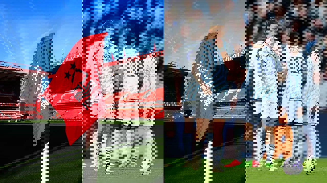 2002886