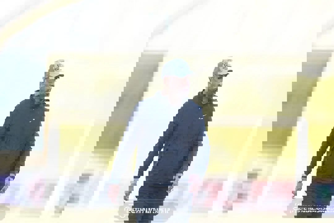 2002819