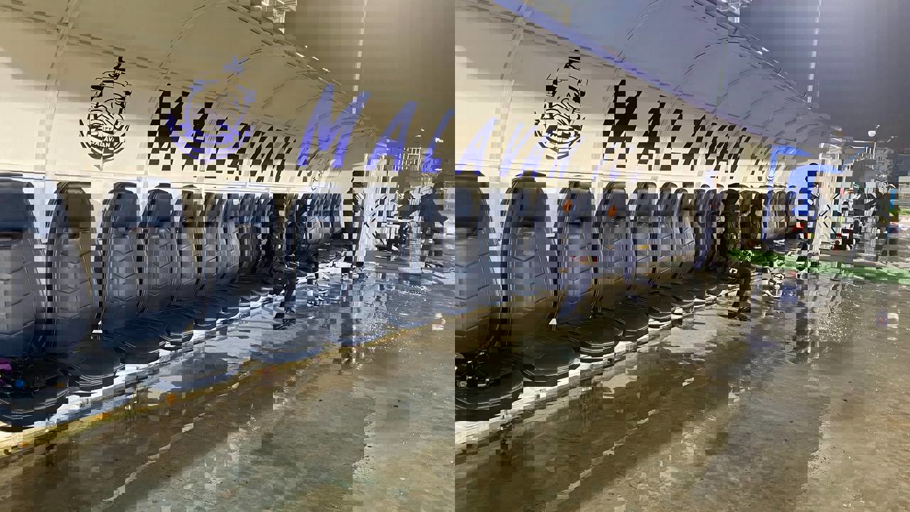 2002938