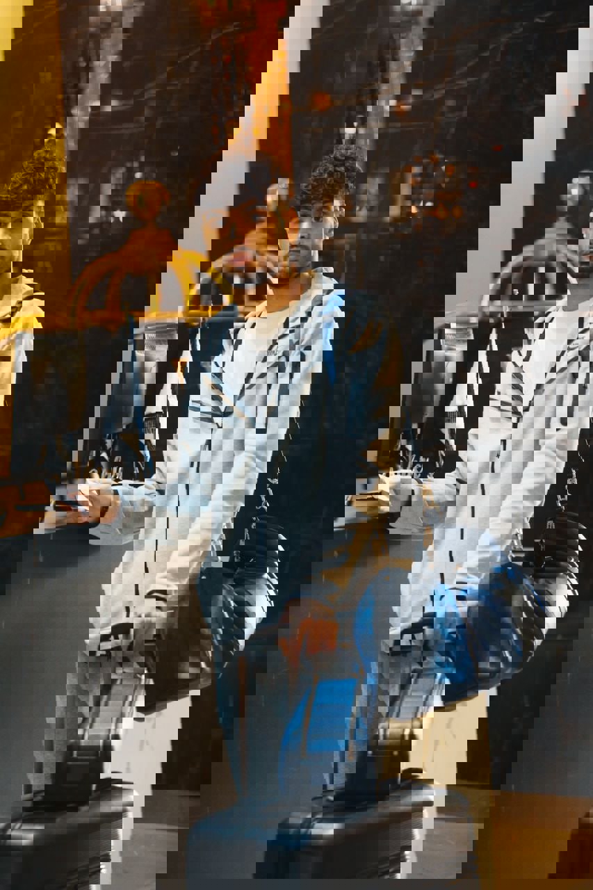 2002997