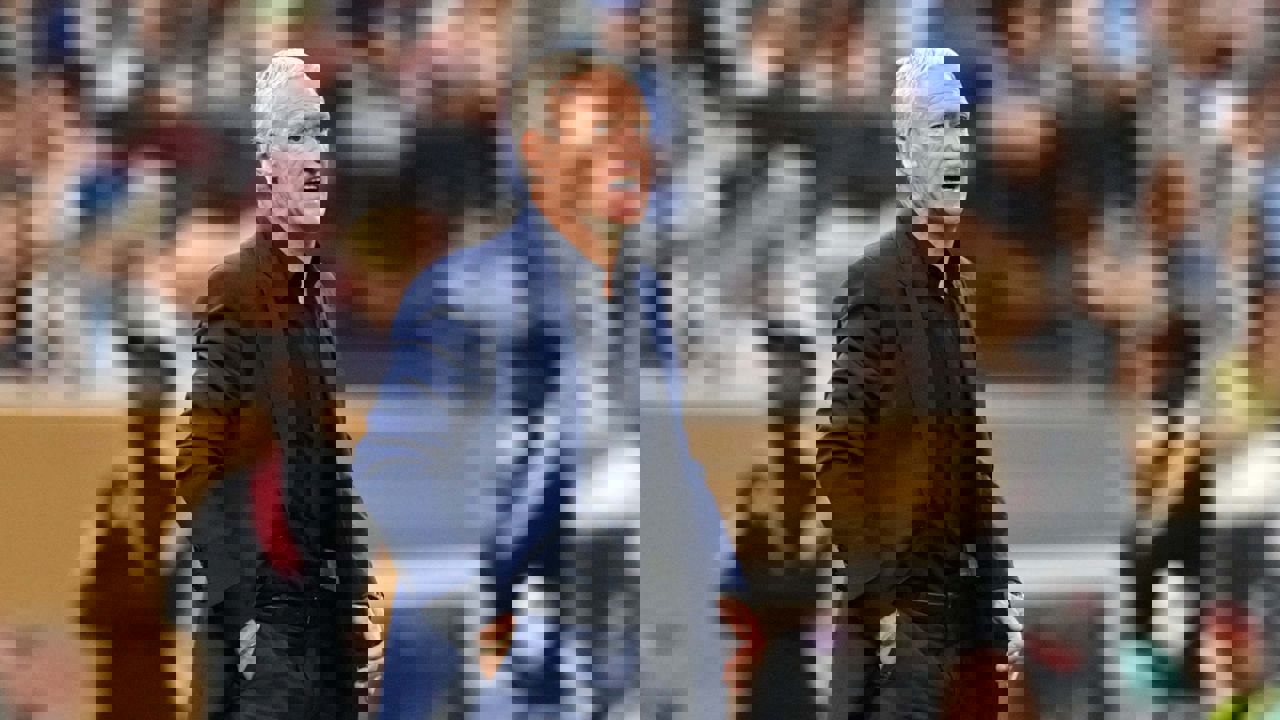 2002942