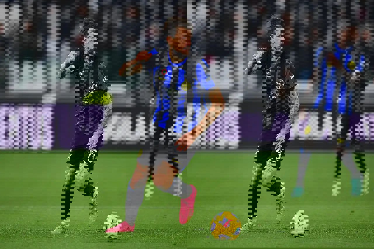 2002928