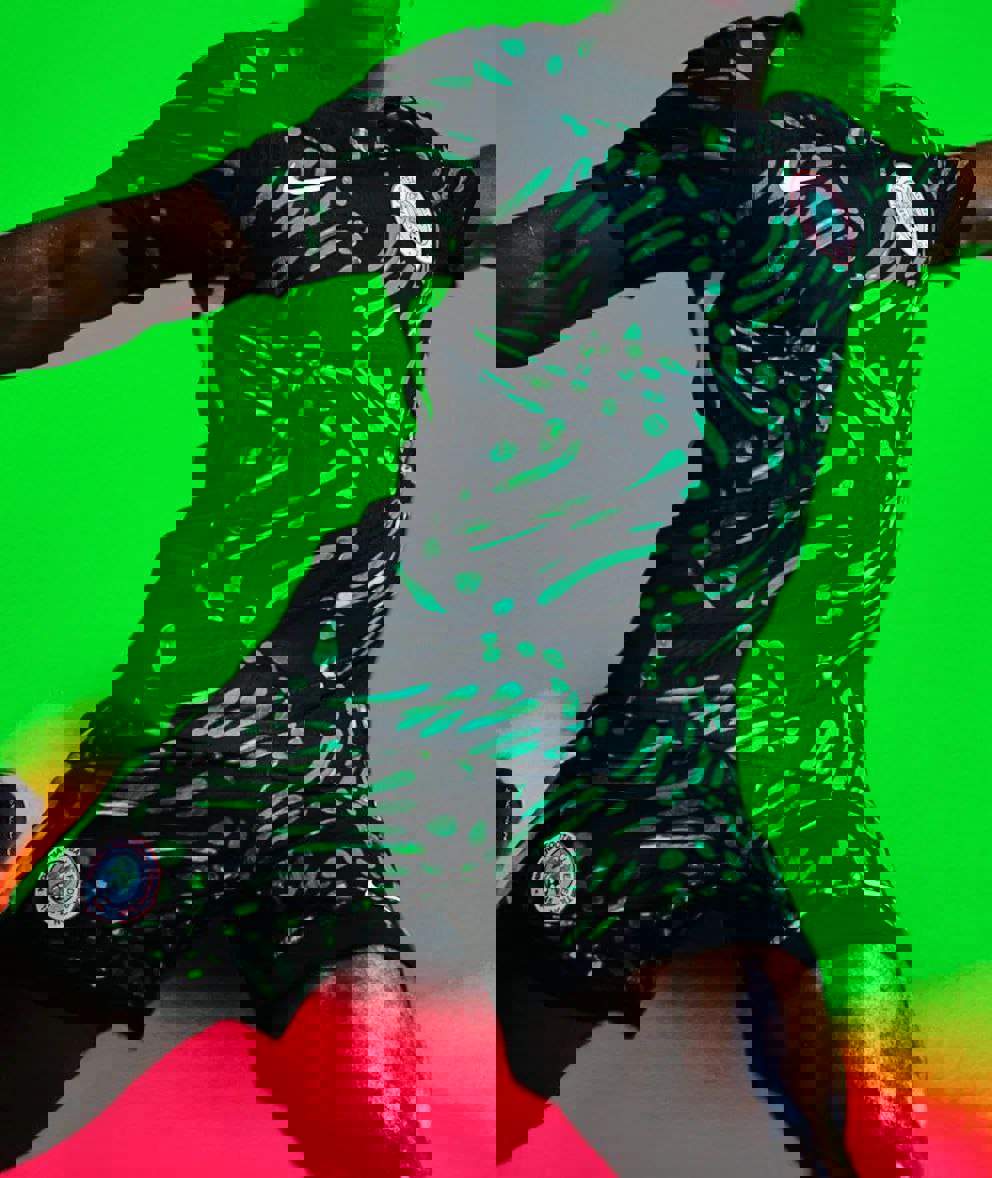 2003225