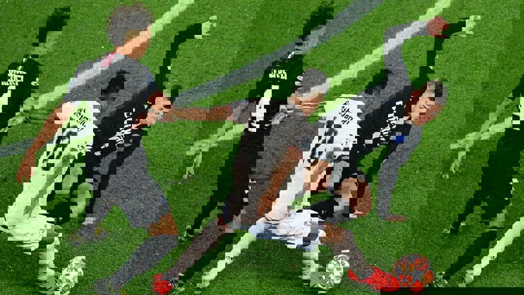 2003236