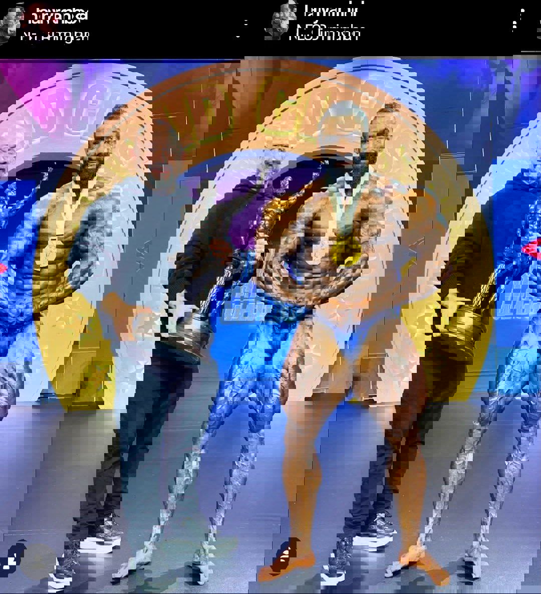 2003239