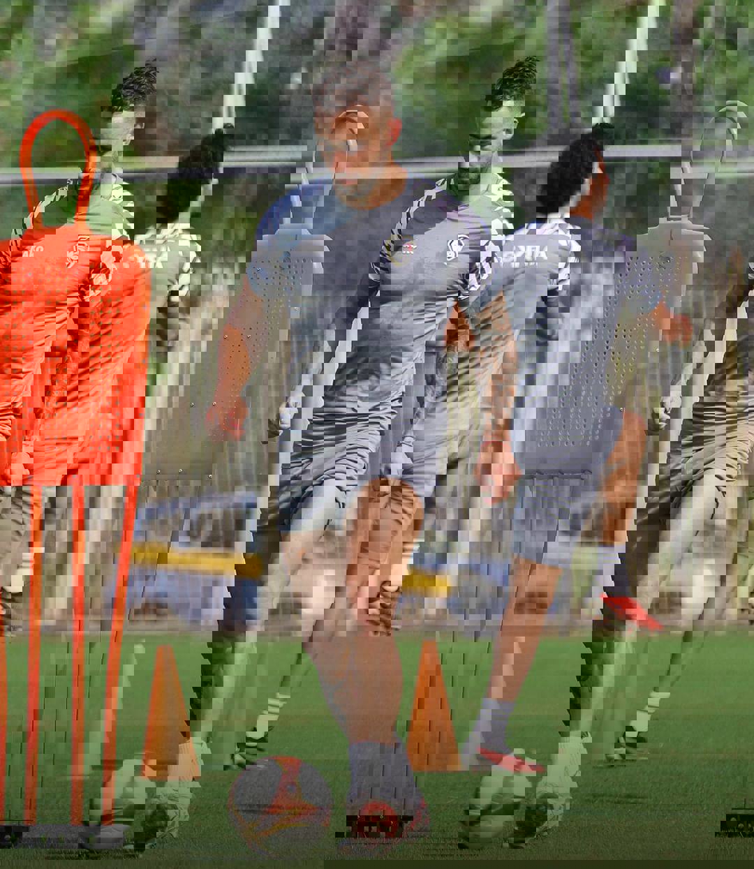 2003320