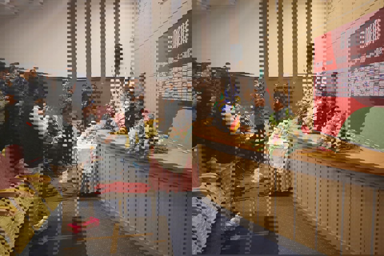 2003359