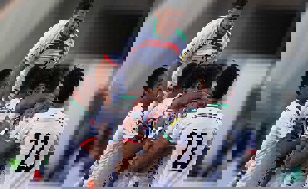 2003427