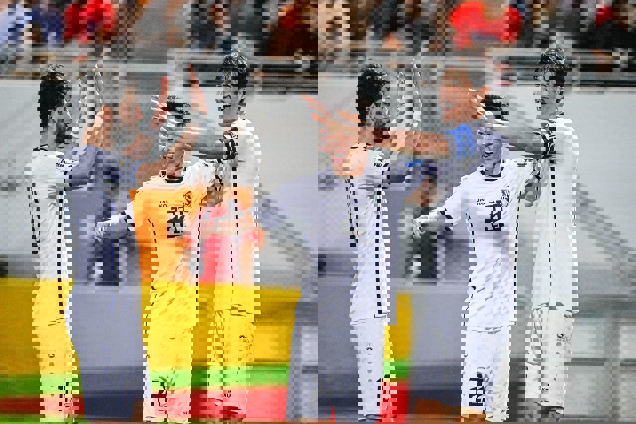 2003581