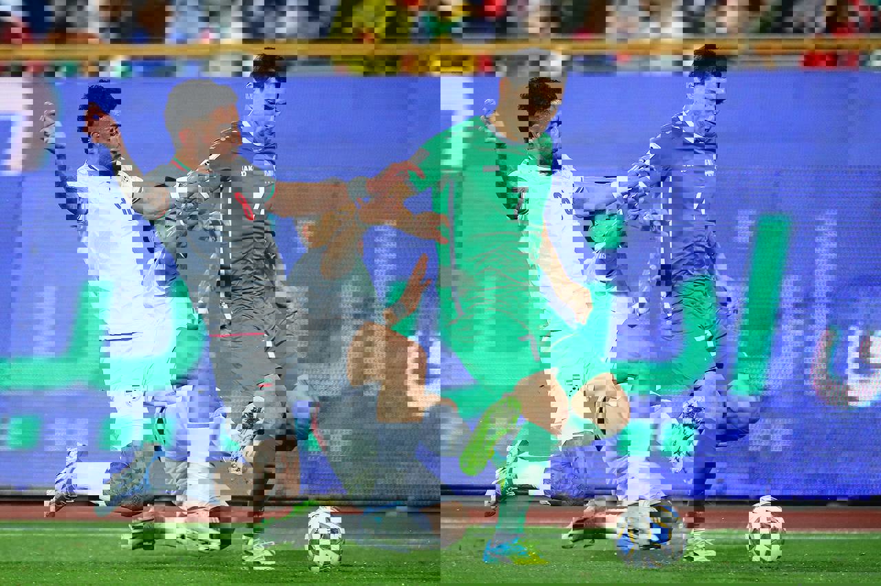2003587