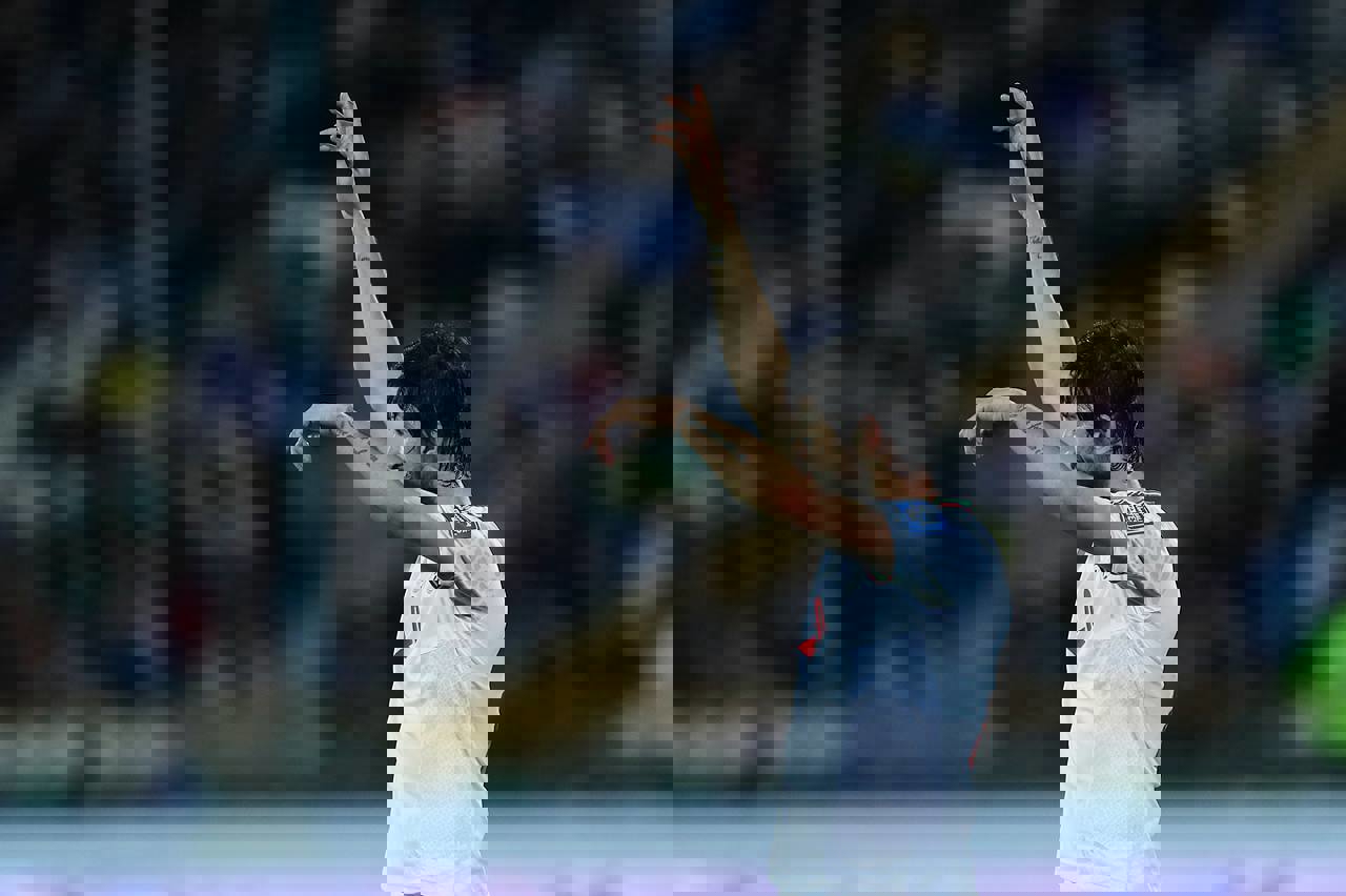 2003529