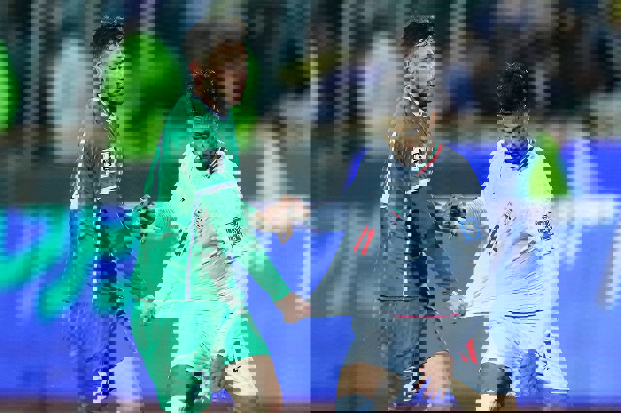 2003549
