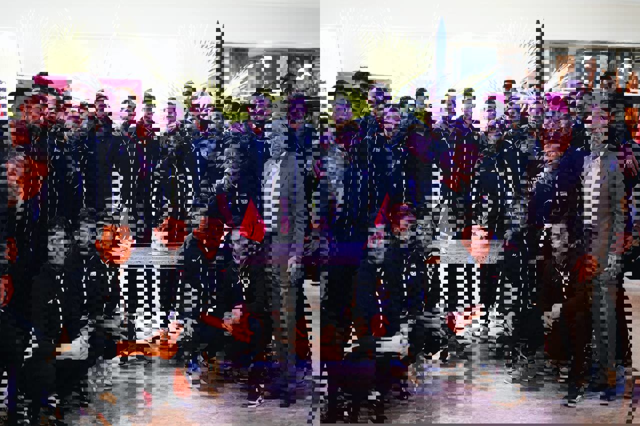 2003782
