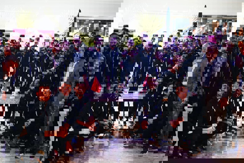 2003782
