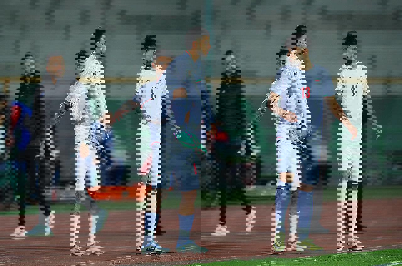 2003695