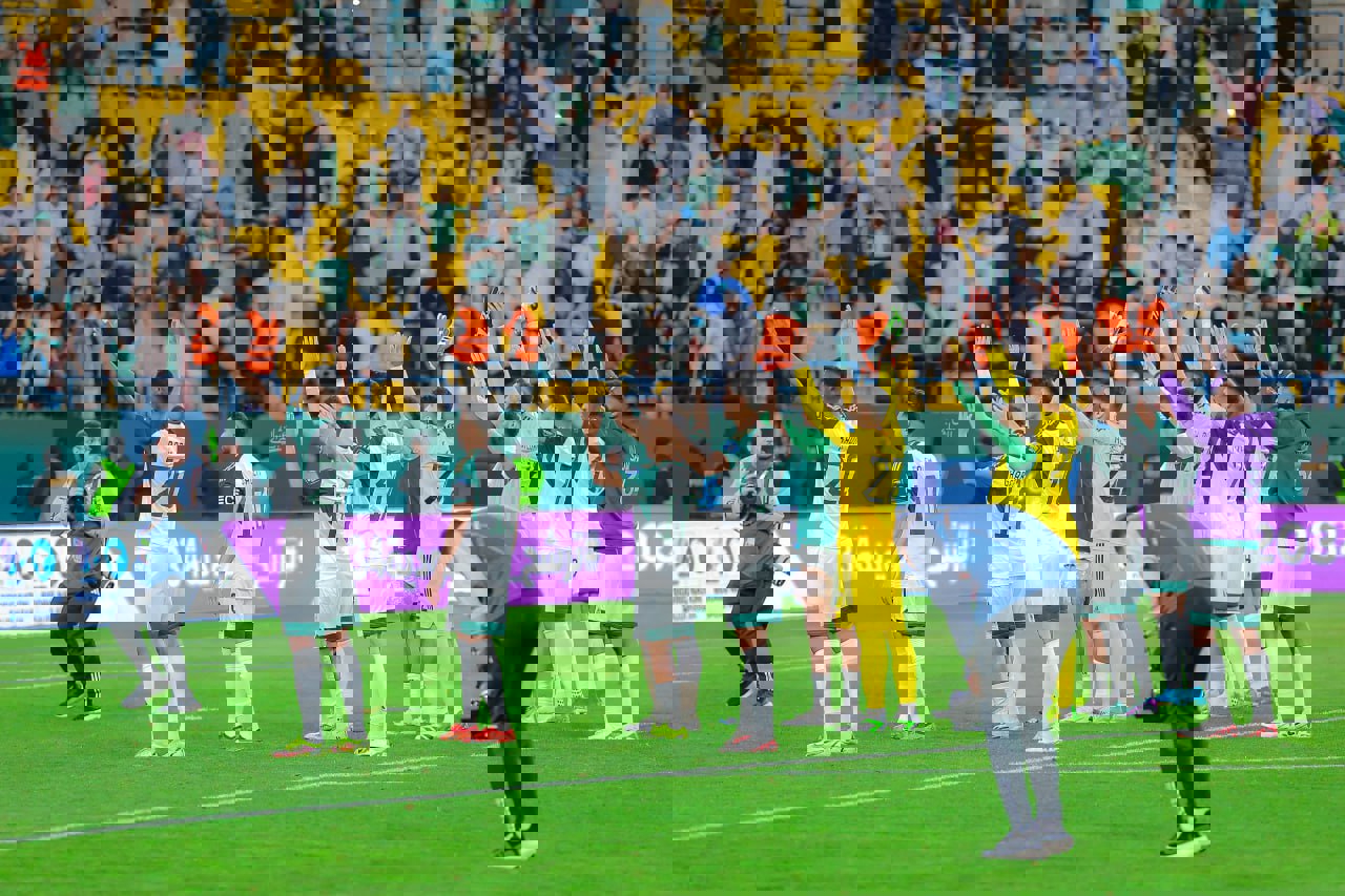 2003702