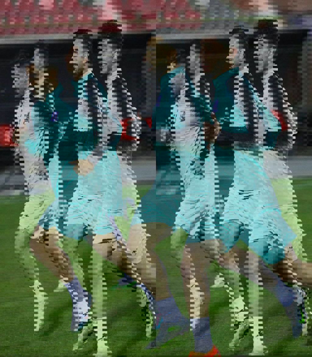 2003786