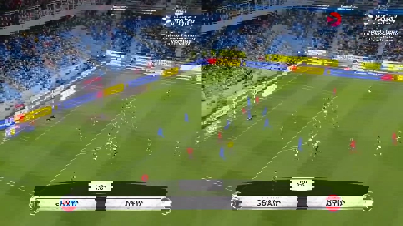 2003957