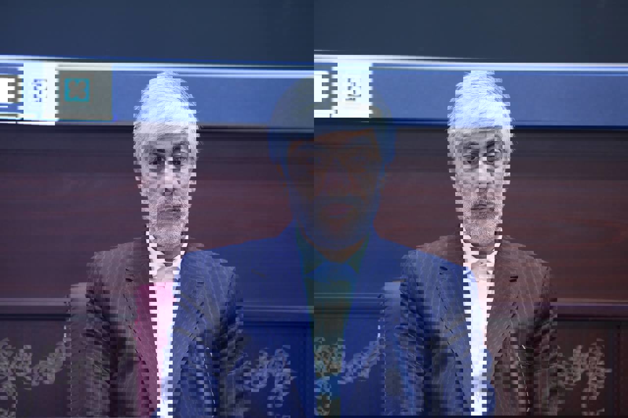 2004153
