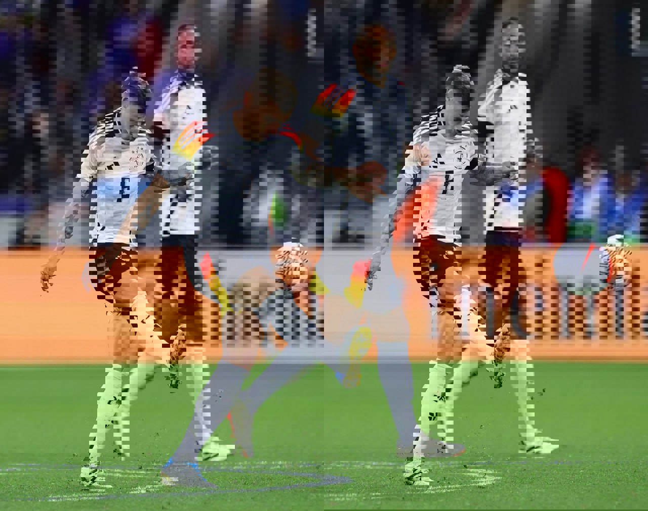 2004219