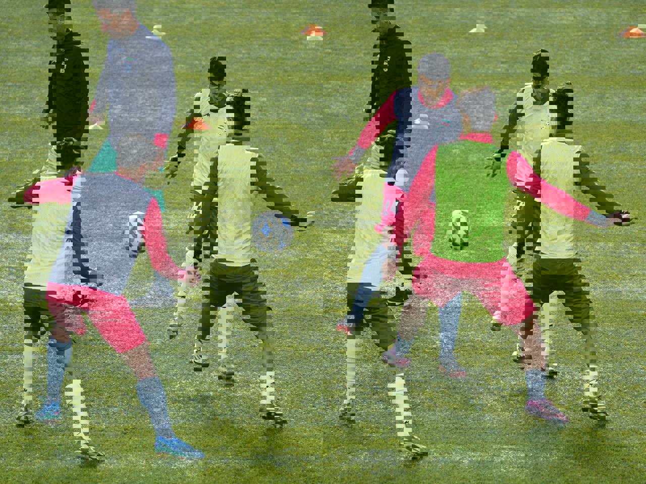 2004279