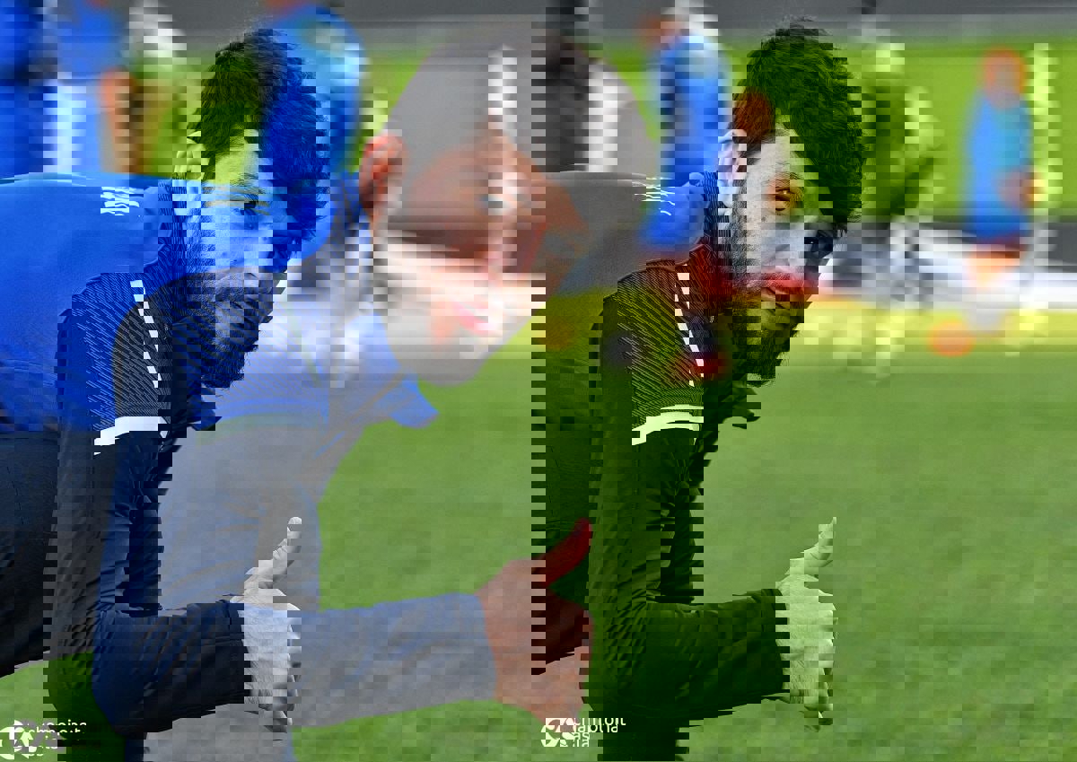 2004245
