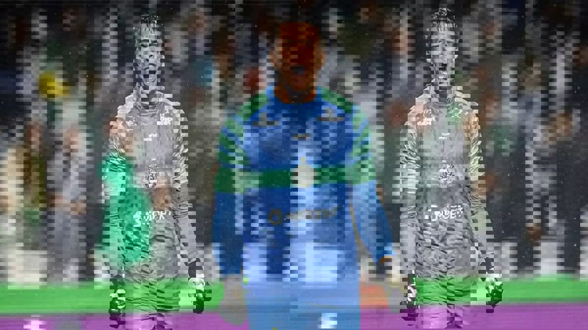 2004306