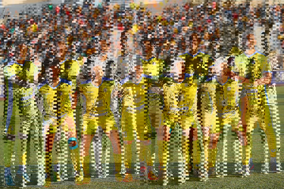 2004393