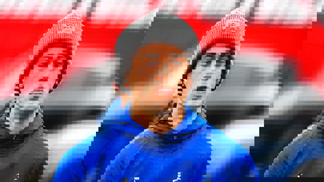 2004372
