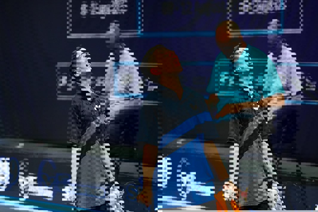 2004436