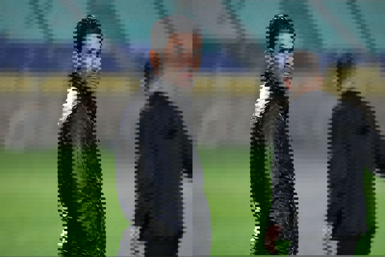2004564