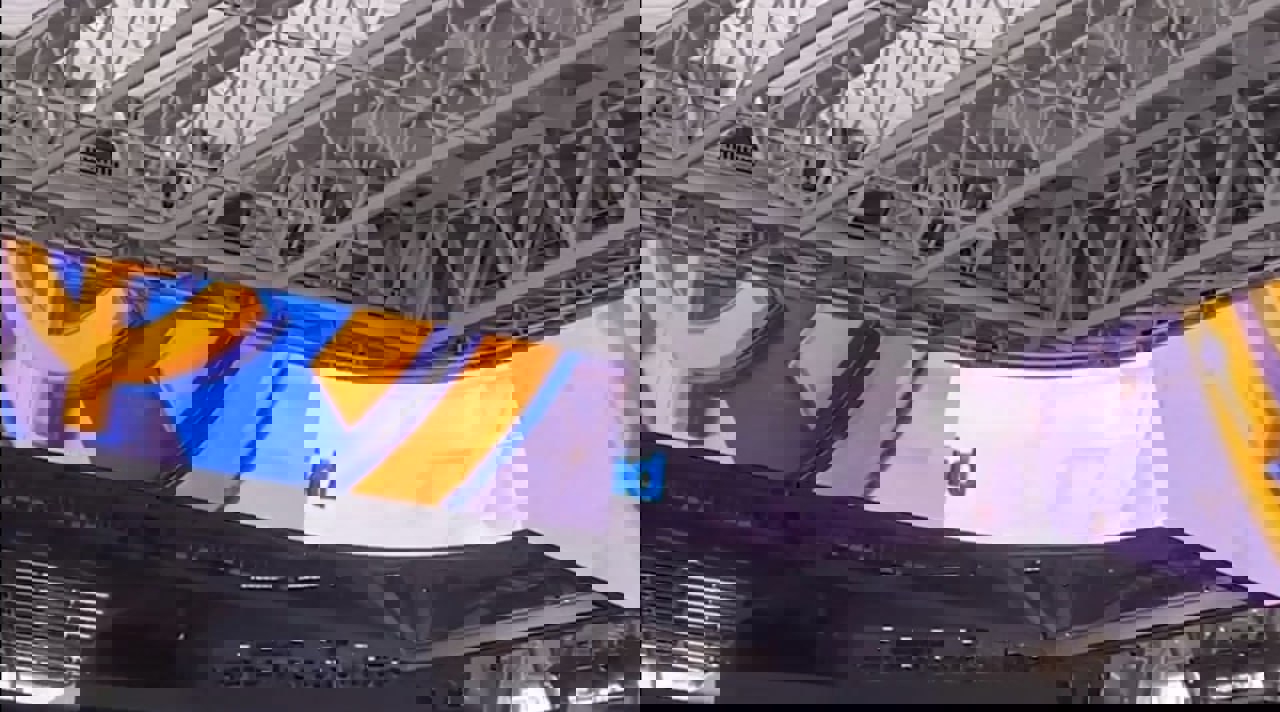 2004527