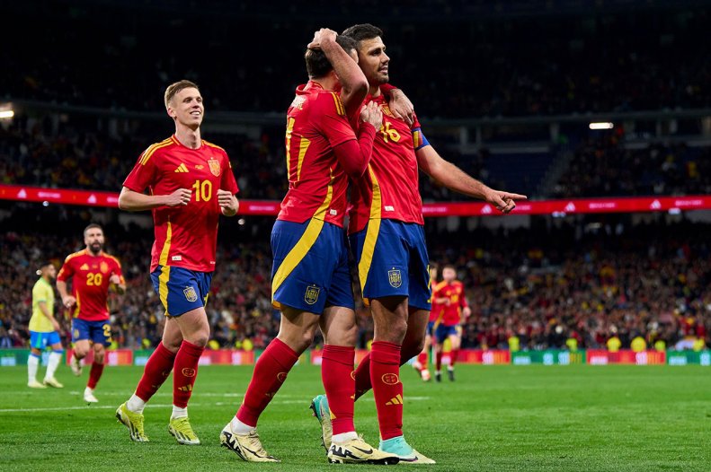 شرایط برای رئال و بارسا هم خطرناک شد / یوفا تهدید کرد: احتمال محرومیت اسپانیا از یورو 2