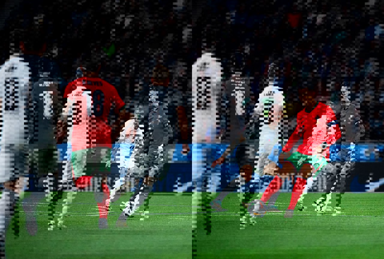 2004652