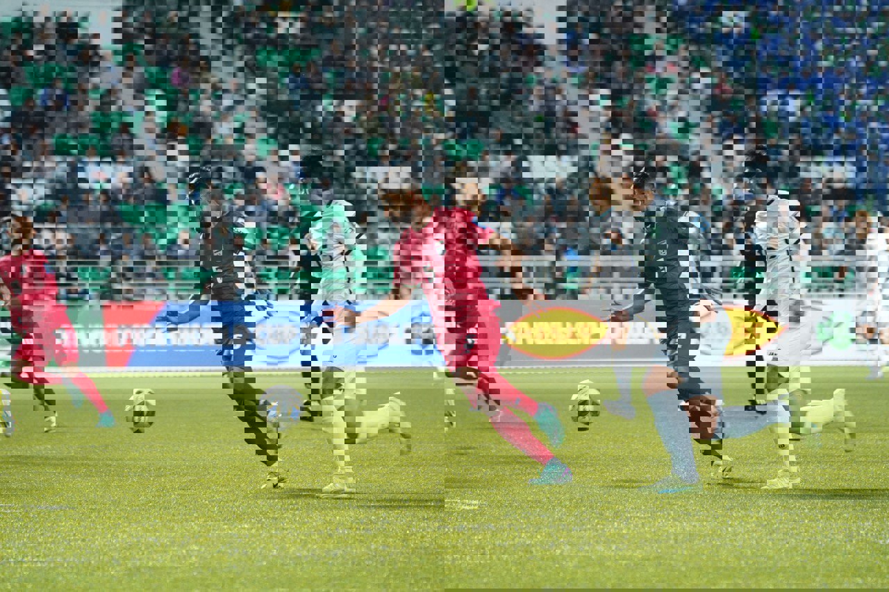 2004609