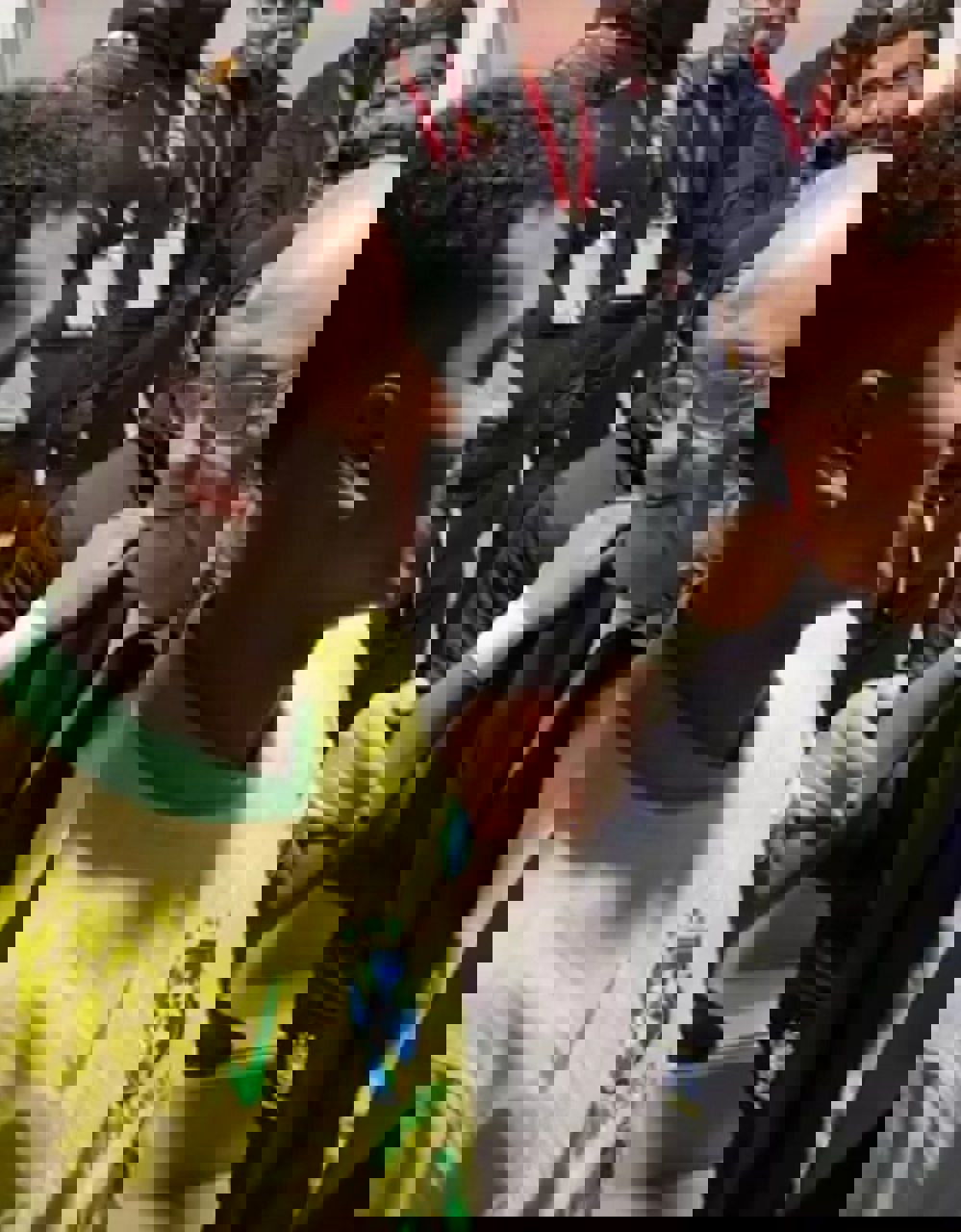 2004765