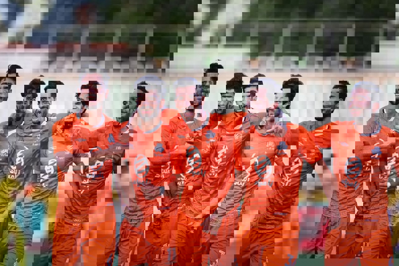 2004782