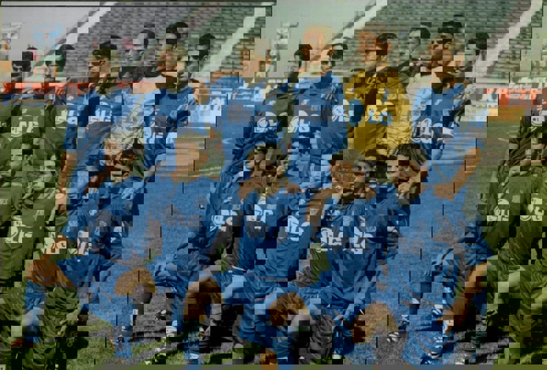2004891