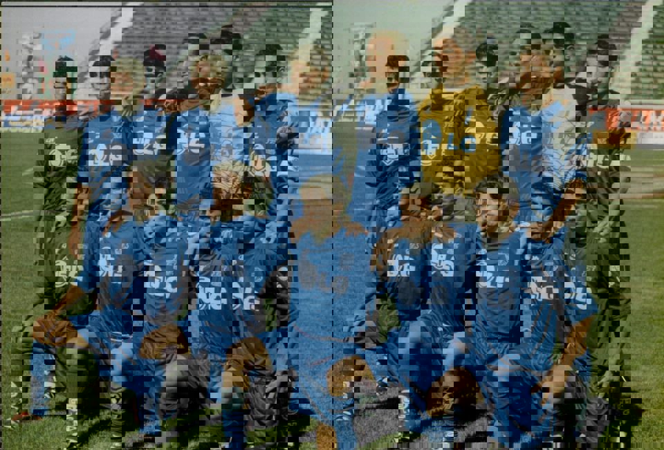 2004891