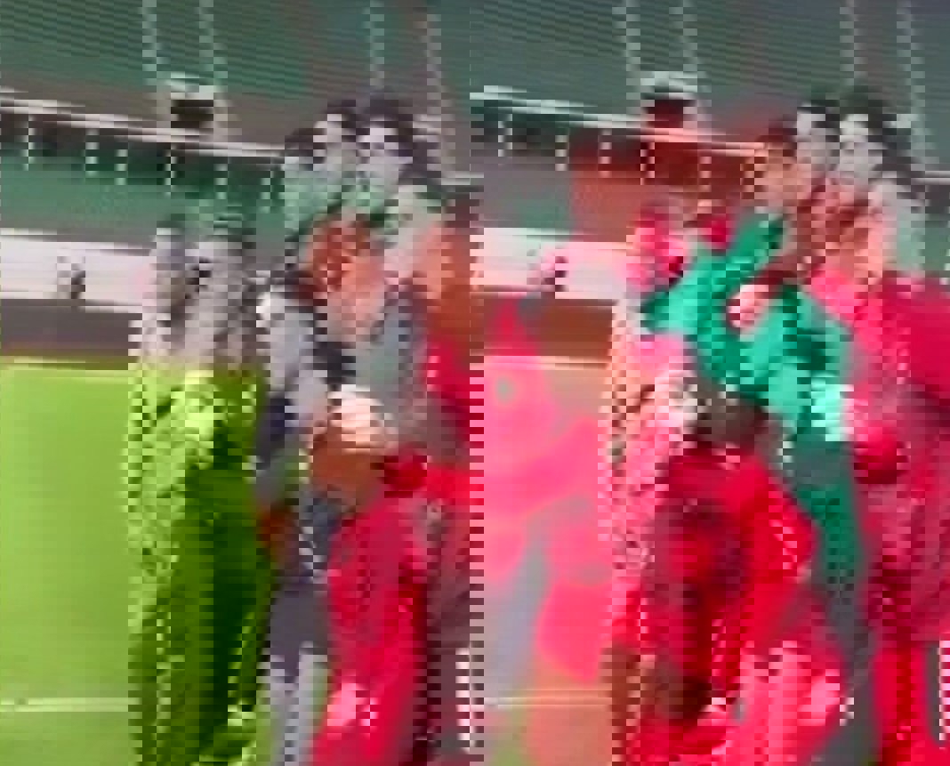 2004859