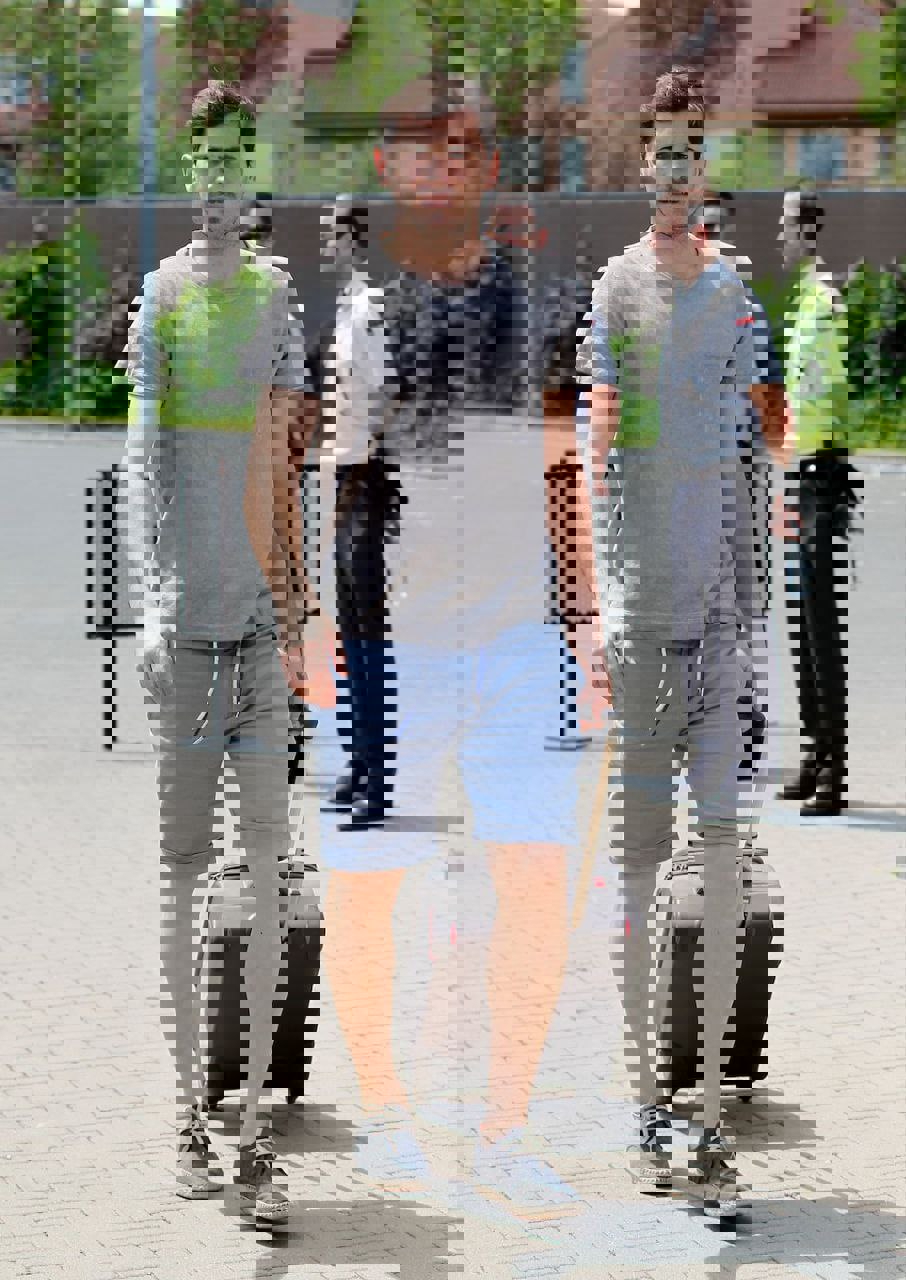 2005146