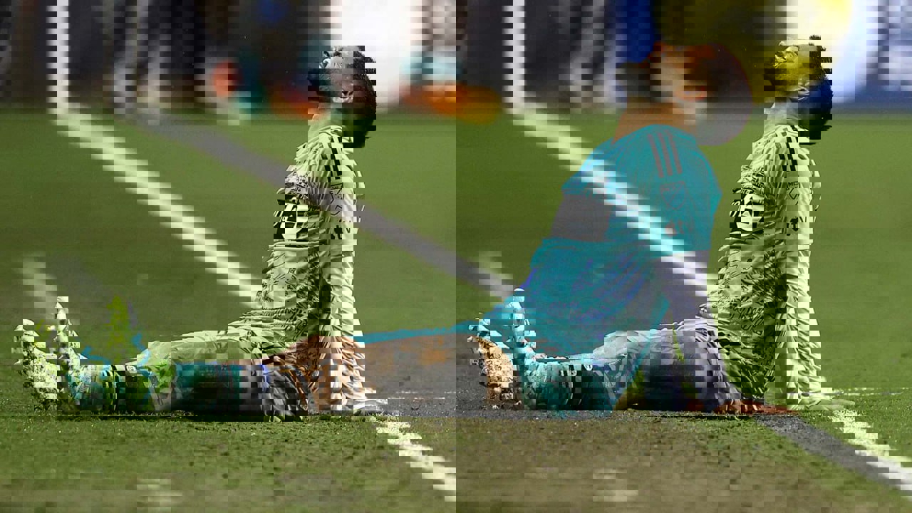 2005360