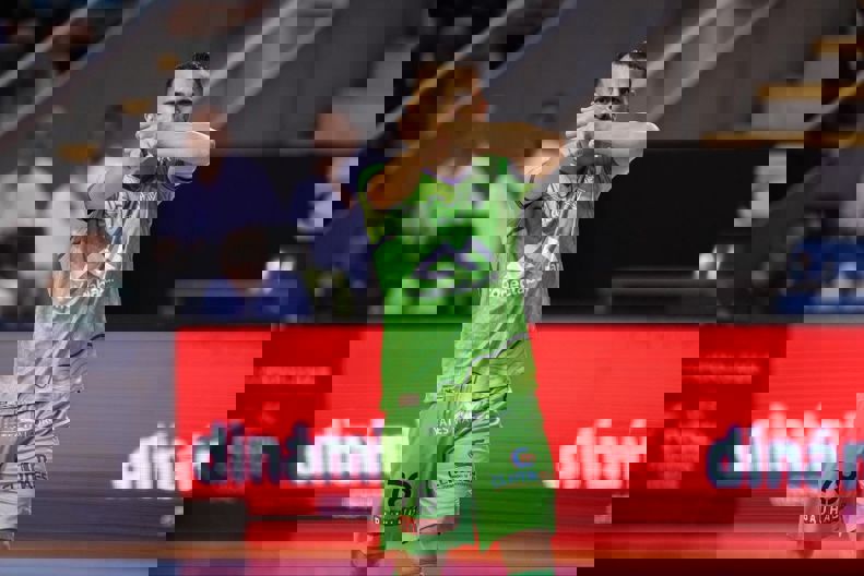 2005246
