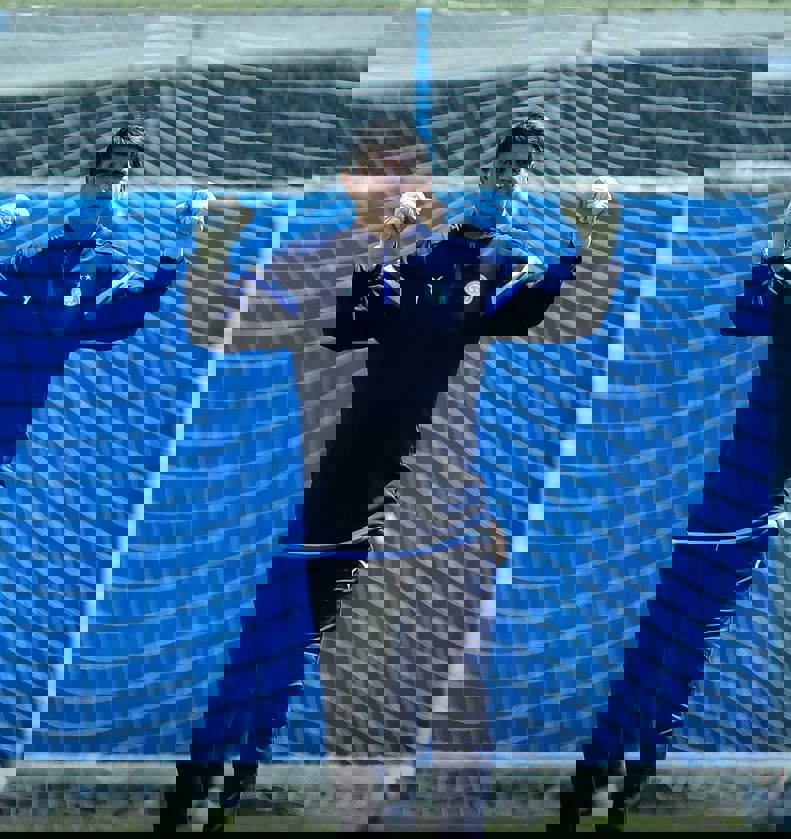 2005261