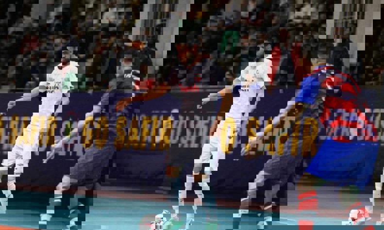 2005645